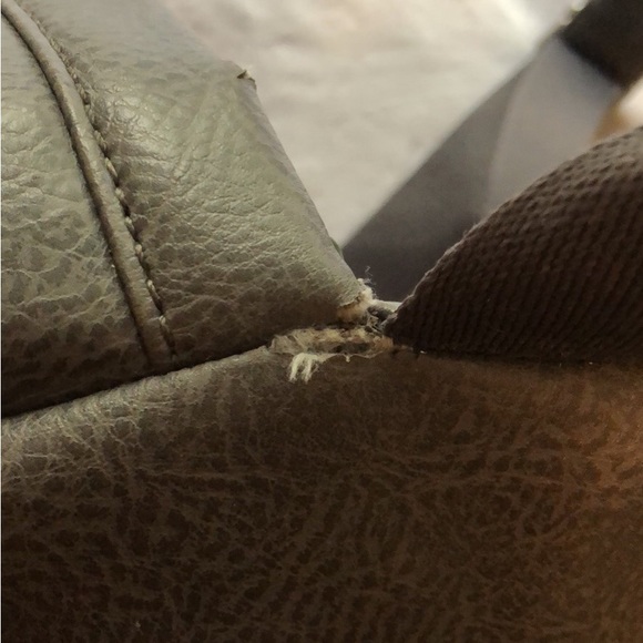 Matt and Nat Backpack - Picture 4 of 4